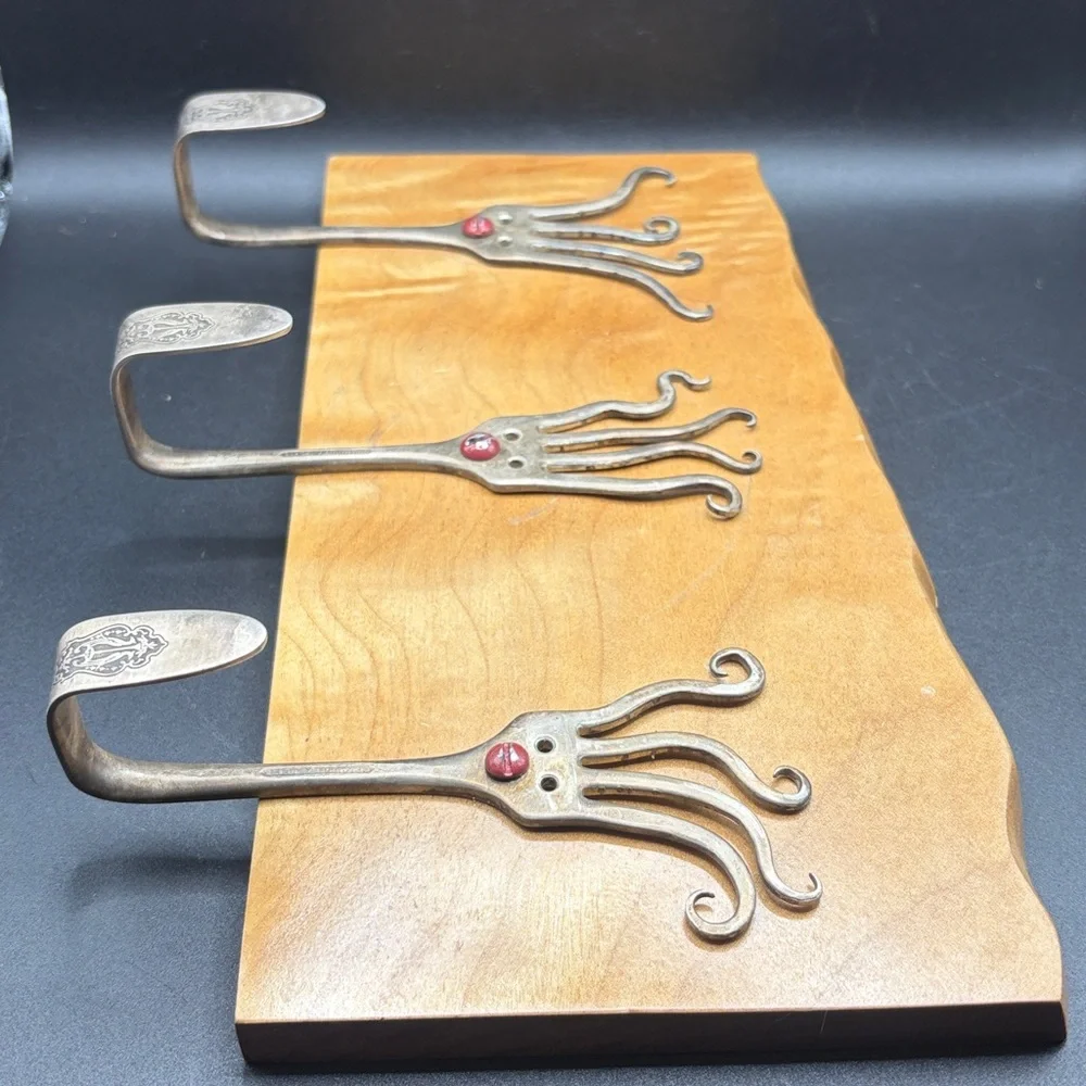 2013 Graham Schodda Spaghetti Heads Handcrafted Upcycled Fork Figure Wall Hook